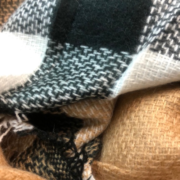 ππ1 leftππPlaid vest - Picture 5 of 6